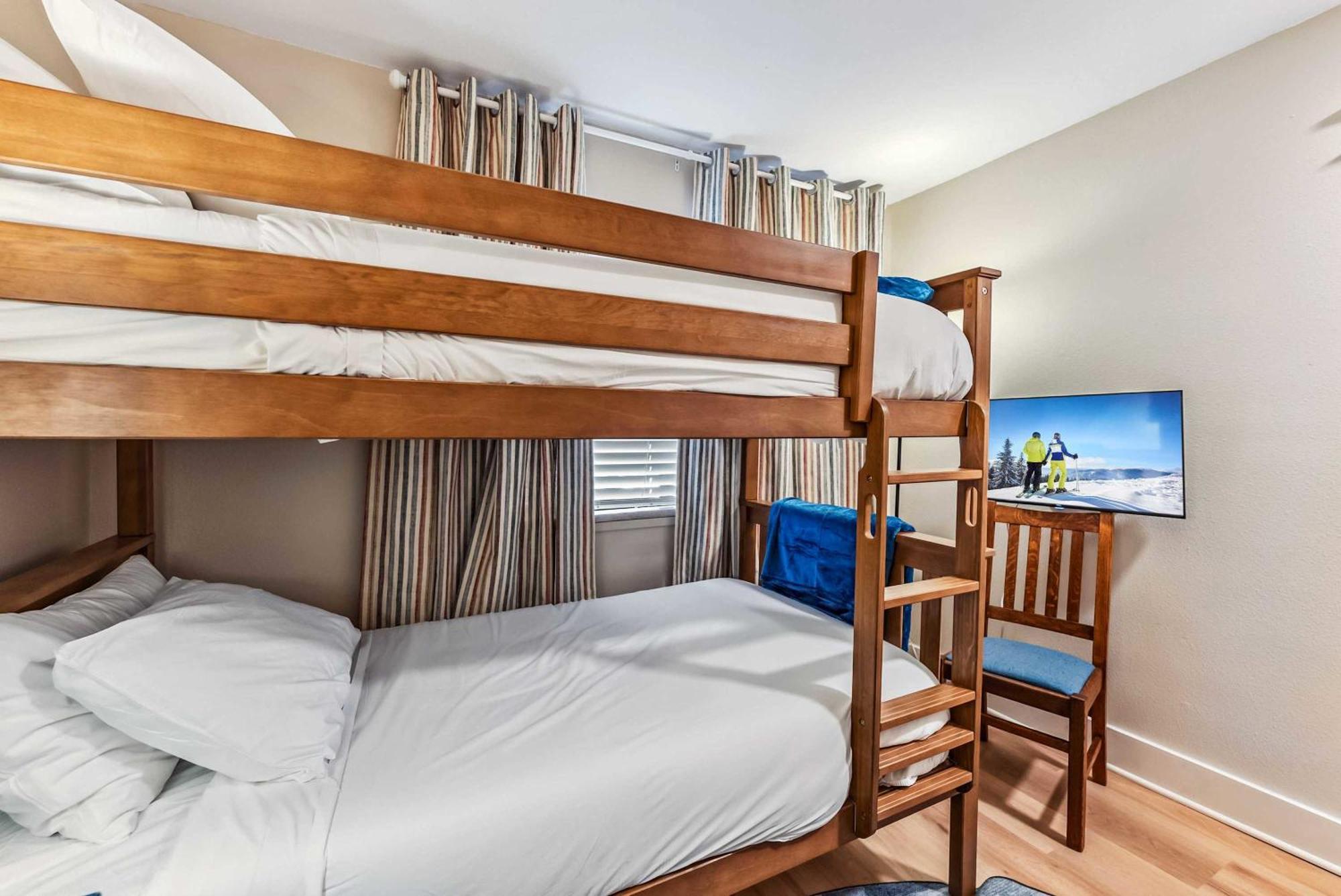 Breckenridge Condo Steps From Main Street And Peak 9 Экстерьер фото